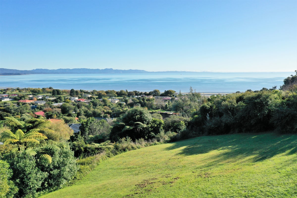 21 Bay Vista Drive, Pohara - Carousel 1
