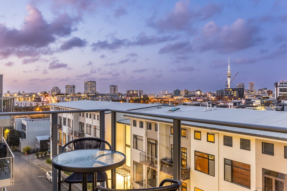 4D/20 Charlotte Street, Eden Terrace, Auckland - Carousel 1