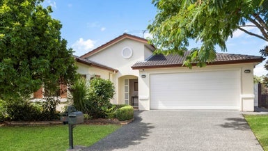 90 Hillwell Drive, Henderson, Auckland - Carousel 1