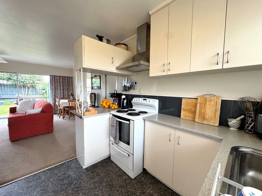 21B Dickson Road, Papamoa Beach, Papamoa - Carousel 2