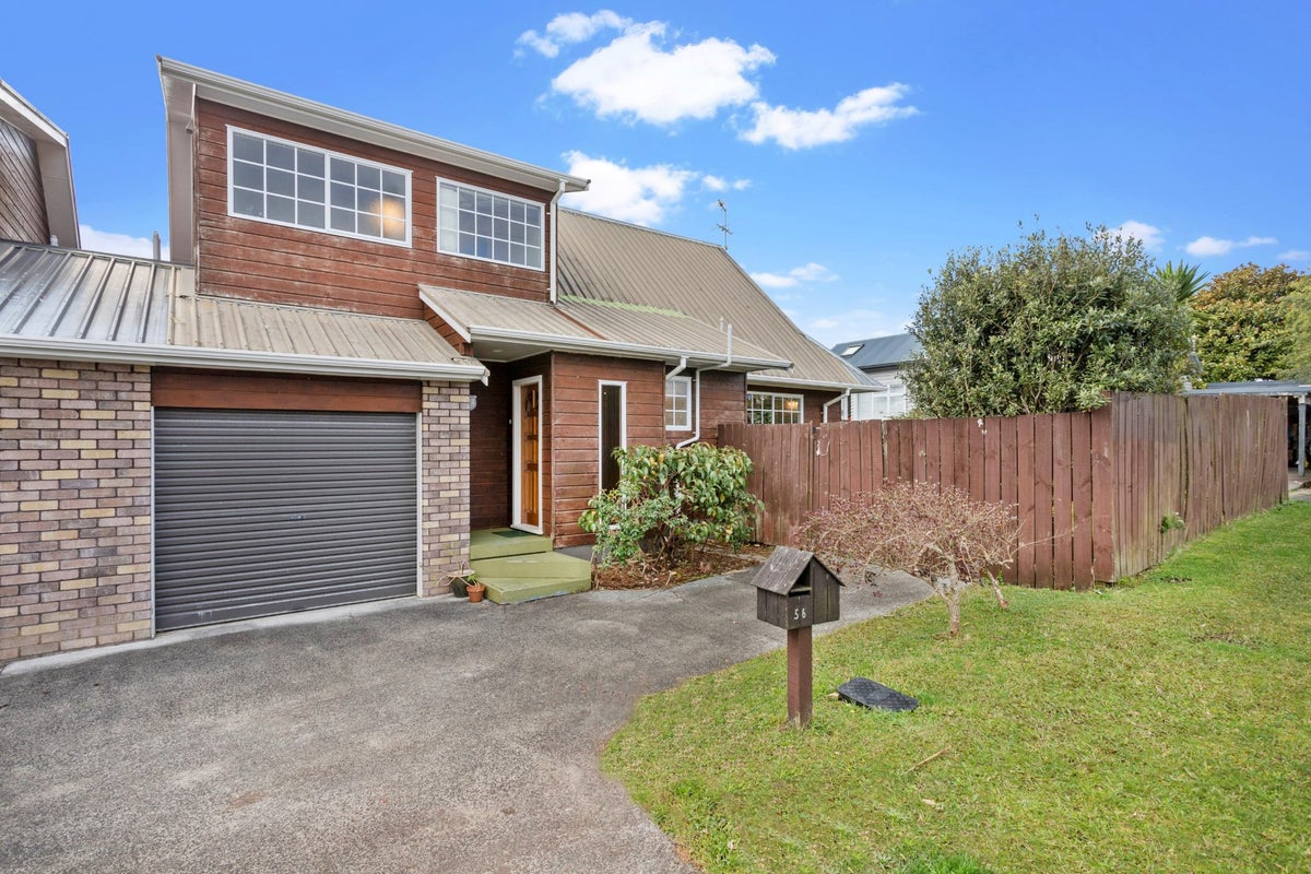 56 Evans Road, Glen Eden, Auckland - Carousel 1