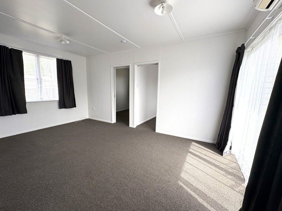 1/2 Te Mitiotu Grove, Turangi, Turangi - Carousel 2