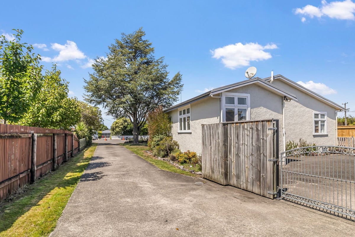 6 French Street, Lansdowne, Masterton - Carousel 2