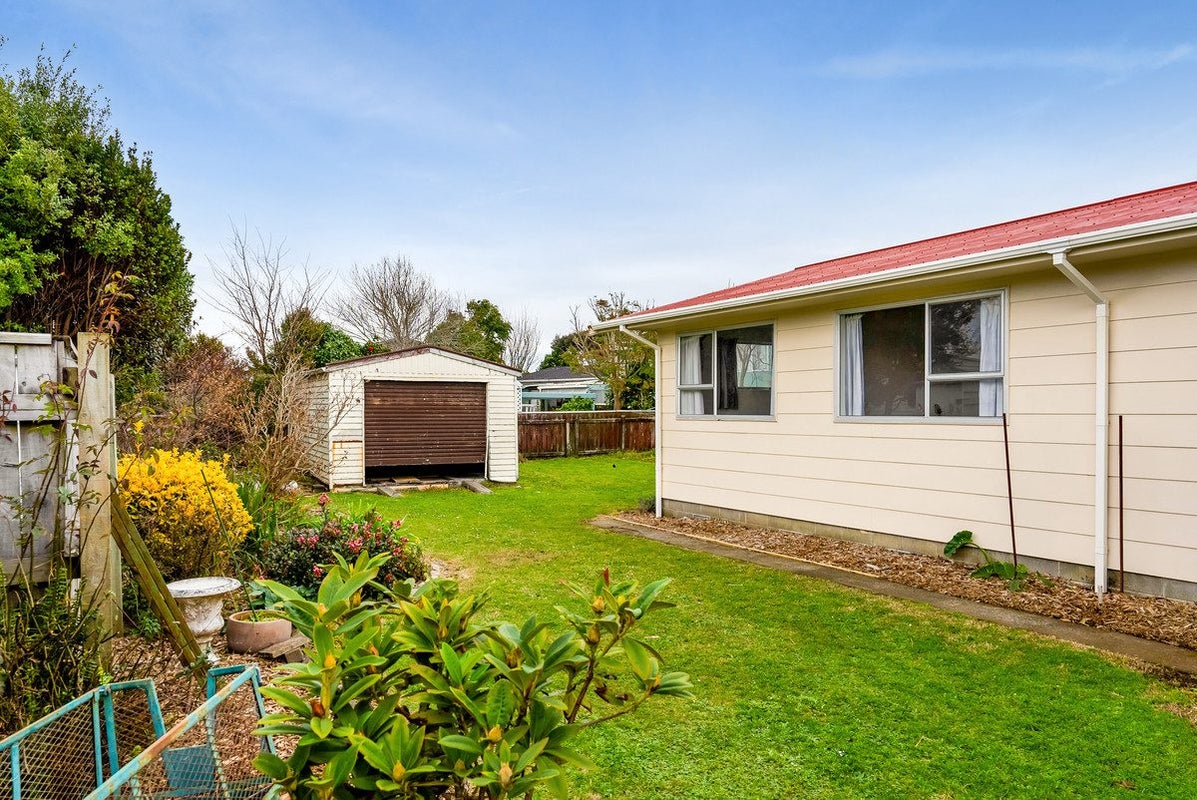 60 Bayly Street, Waitara, Waitara - Carousel 23
