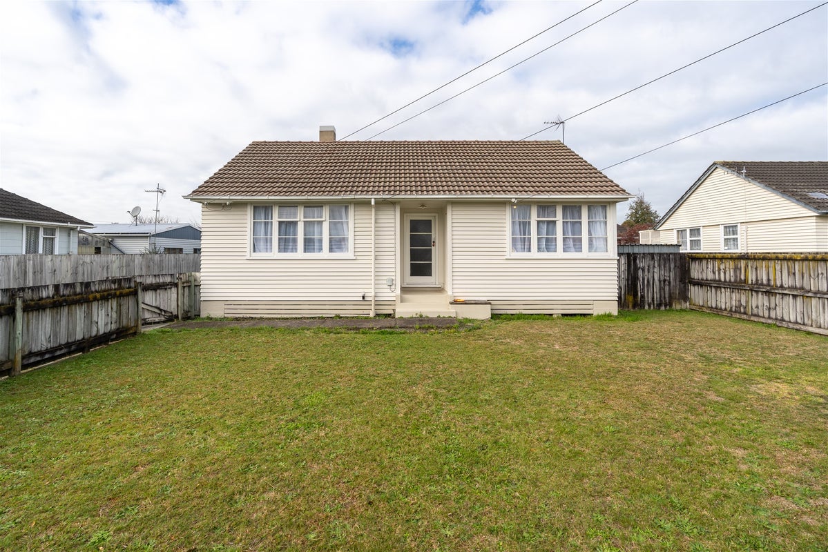 7 Grandview Road, Nawton, Hamilton - Carousel 1