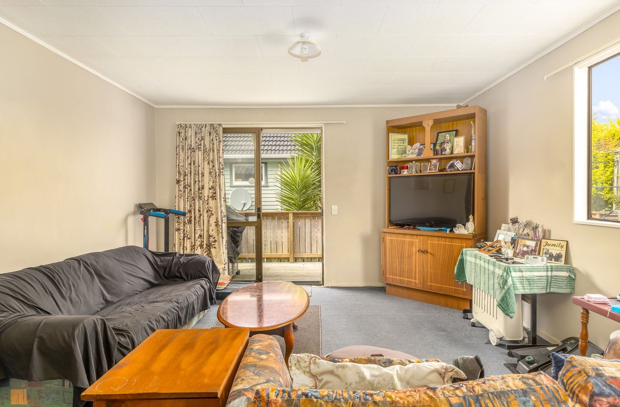 12 Moa Road, Raumati Beach, Paraparaumu - Carousel 2