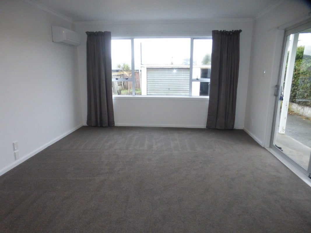 2/245 Marine Parade, New Brighton, Christchurch - Carousel 2