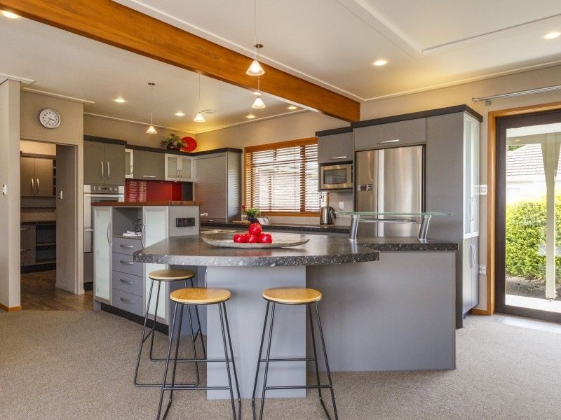 37 East Street, Terrace End, Palmerston North - Carousel 2