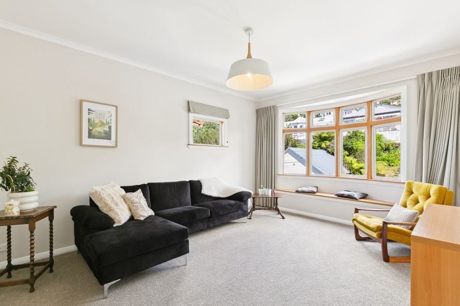 36 Charlotte Avenue, Brooklyn, Wellington - Carousel 2