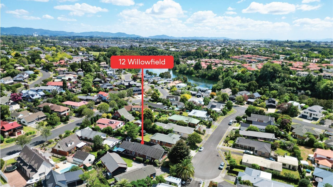 12 Willowfield Place, Pukete, Hamilton - Carousel 2
