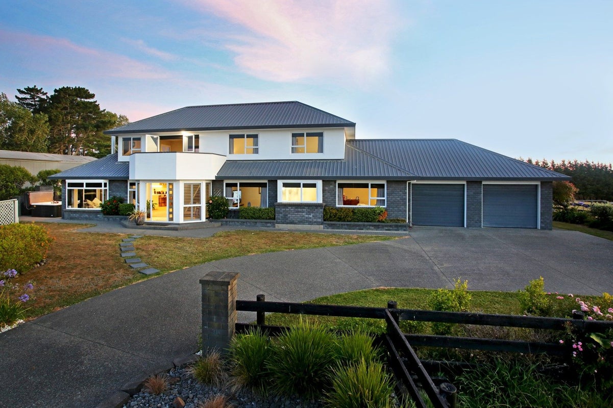 61 Whatapaka Road, Karaka, Papakura - Carousel 2