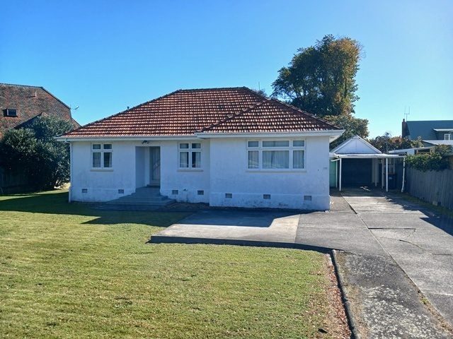 135 Park Road, West End, Palmerston North - Carousel 12