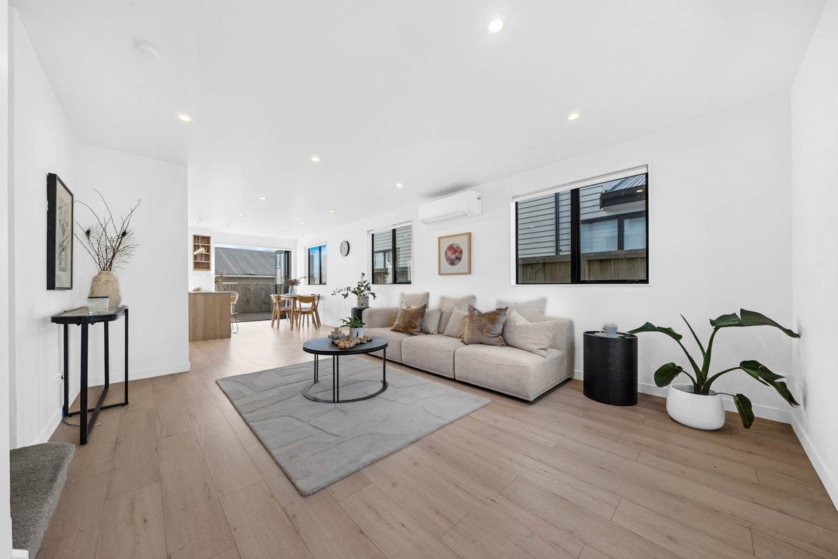 7C Walsall Street, Avondale, Auckland - Carousel 2