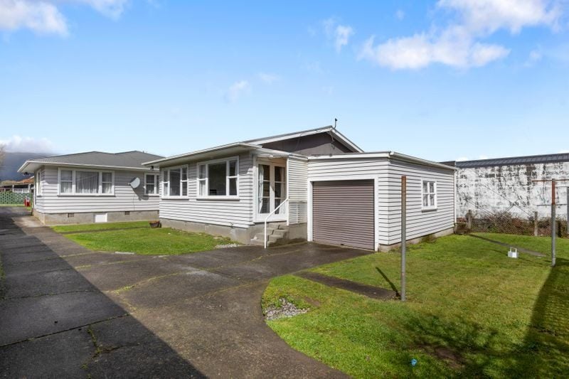 11A Barsi Grove, Avalon, Lower Hutt - Carousel 14