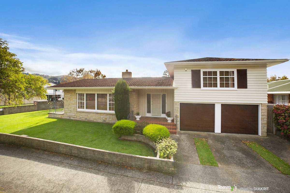 21 Epuni Street, Hutt Central, Lower Hutt - Carousel 1
