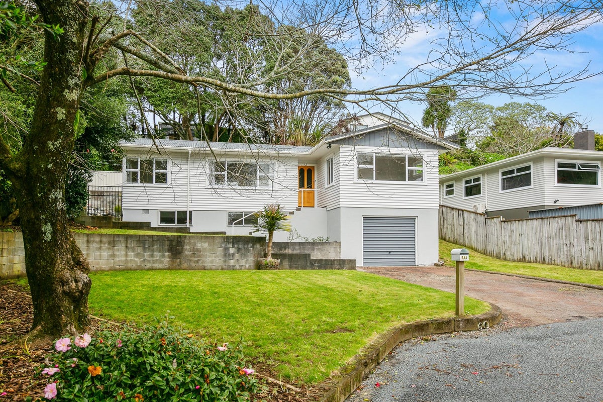 36A Beaumont Crescent, Frankleigh Park, New Plymouth - Carousel 1