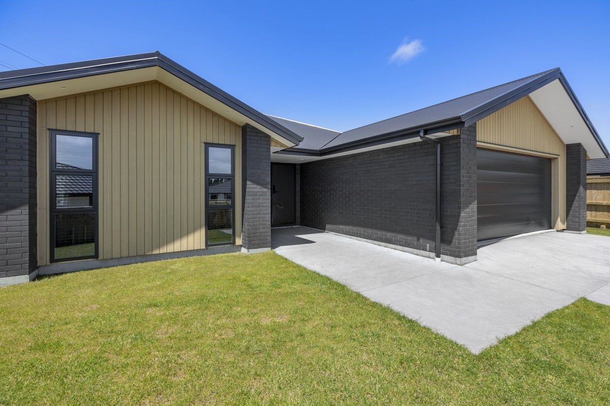 10 Kararaina Close, Whalers Gate, New Plymouth - Carousel 2