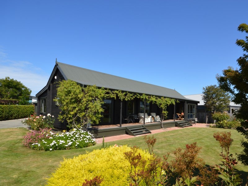 10 Dobson Street, Gleniti, Timaru - Carousel 1