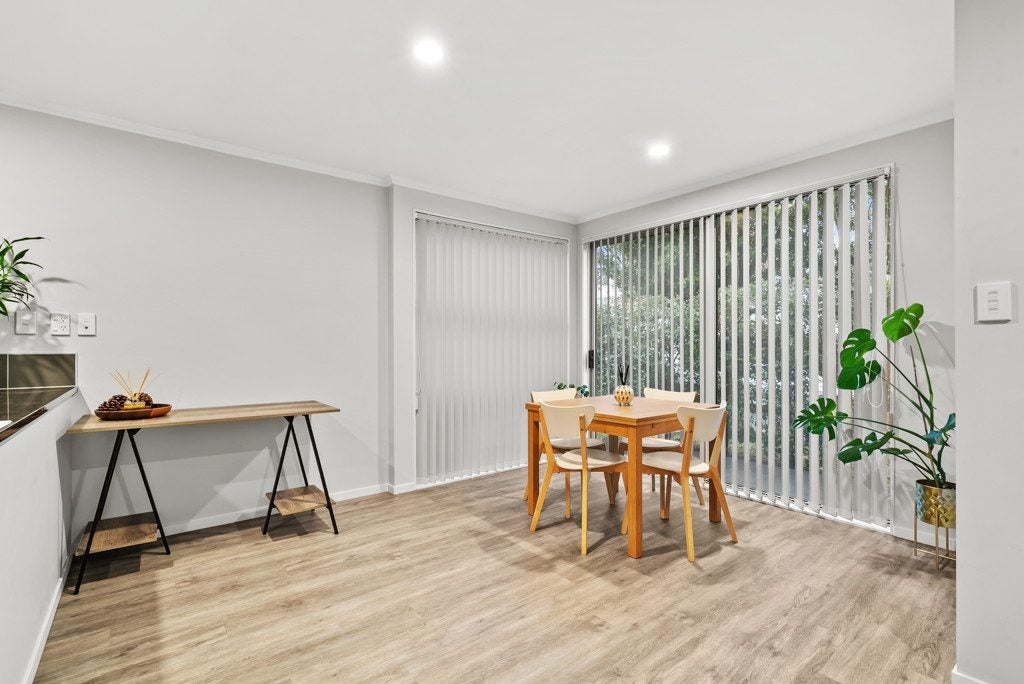 6 Phar Lap Crescent, Takanini, Auckland - Carousel 2