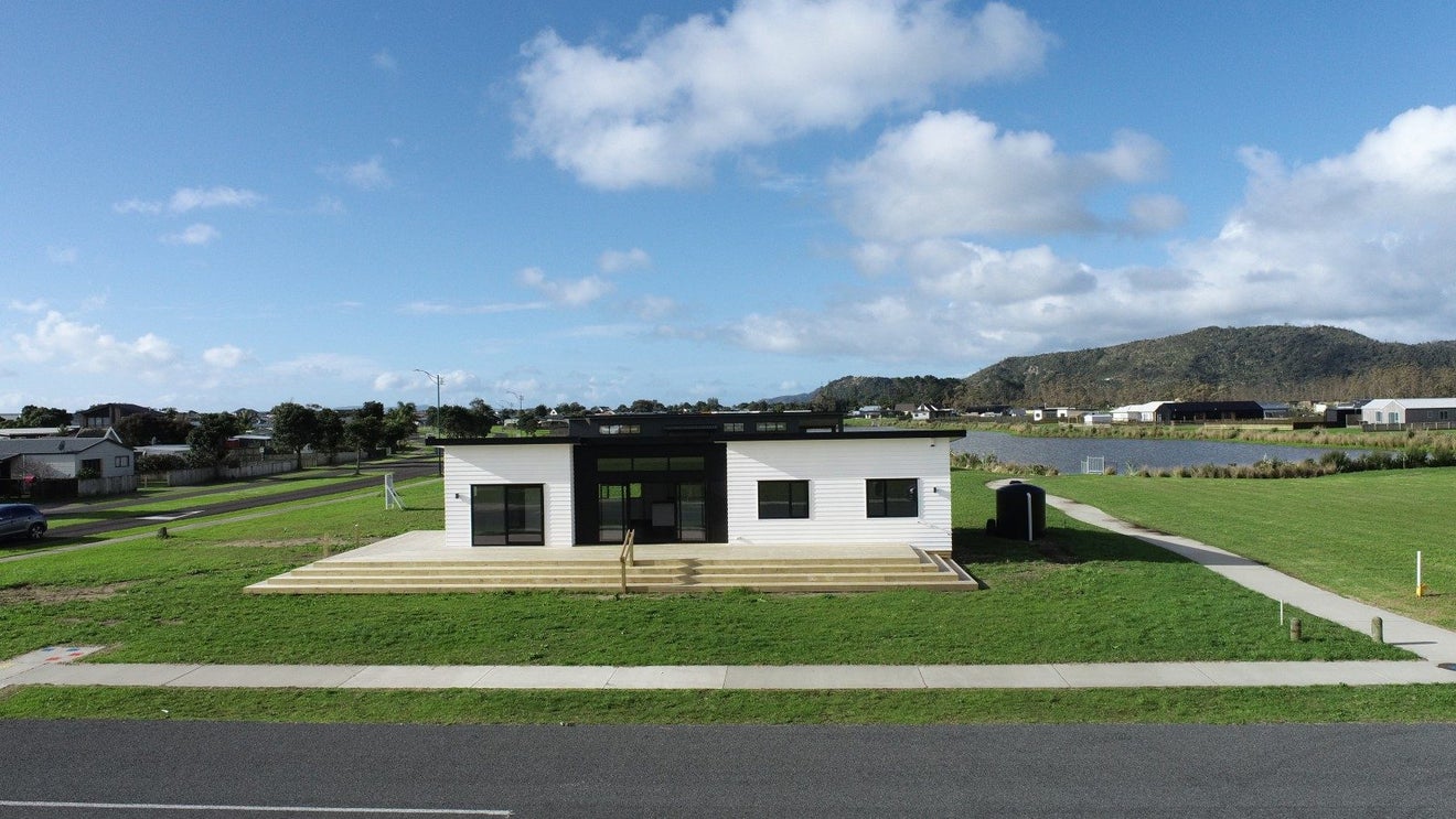300 Harbour Drive East, Matarangi, Whitianga - Carousel 1