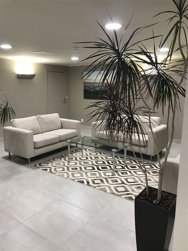 215/47 Hobson Street, Auckland Central, Auckland - Carousel 1