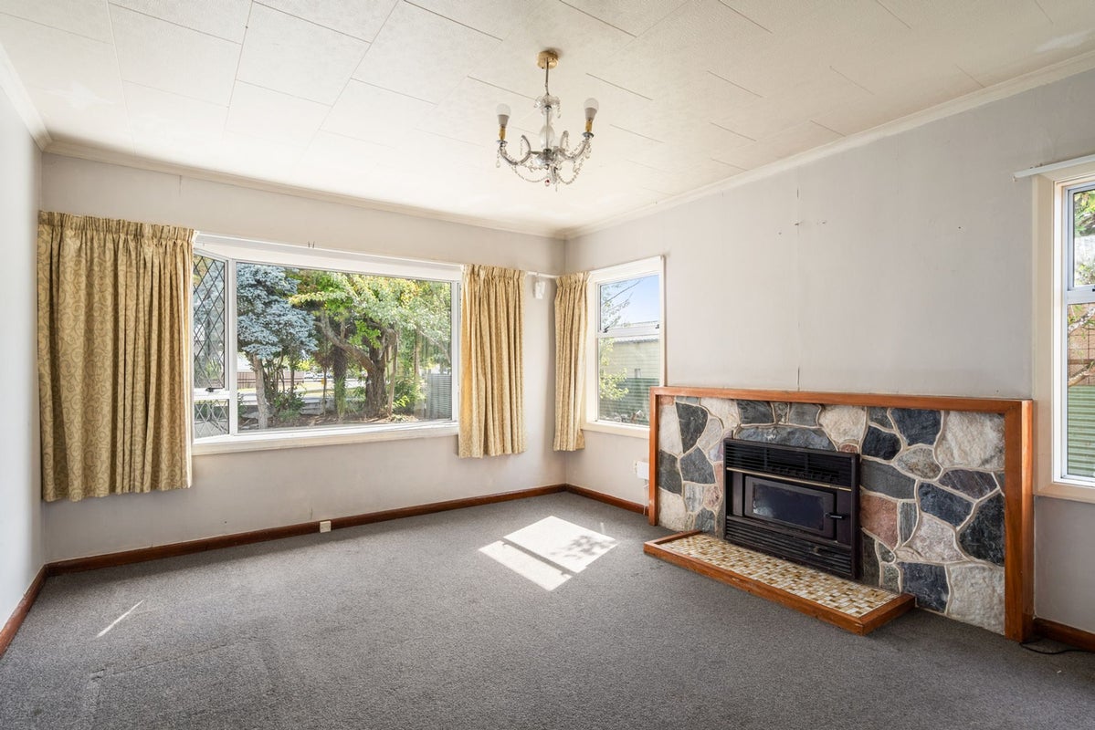 86 Parkers Road, Tahunanui, Nelson - Carousel 2