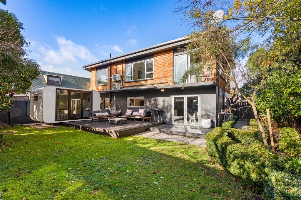 1/27 Innes Road, St Albans, Christchurch - Carousel 2