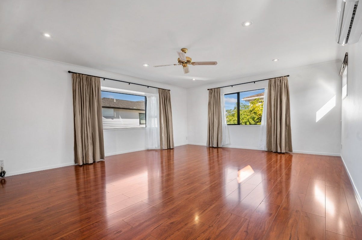 103 Golf Road, New Lynn, Auckland - Carousel 2