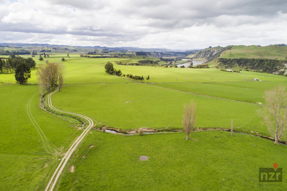 73 Vinegar Hill Road, Hunterville - Carousel 2