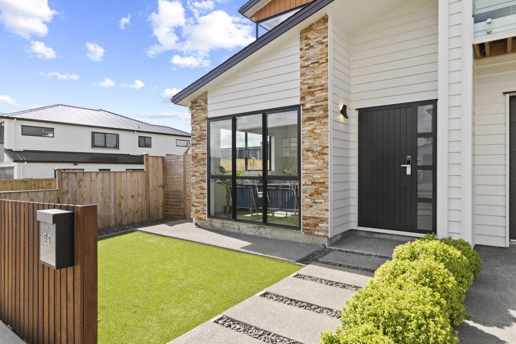 51 Turret Lane, Hobsonville, Auckland - Carousel 40