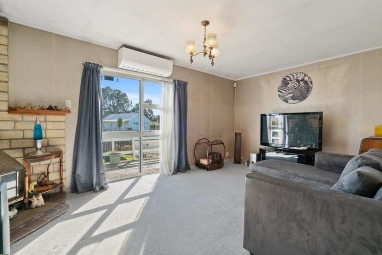44 Burundi Avenue, Clendon Park, Auckland - Carousel 19