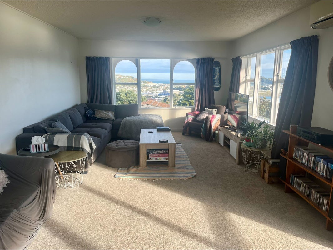1/12 Duchess Place, Maupuia, Wellington - Carousel 2