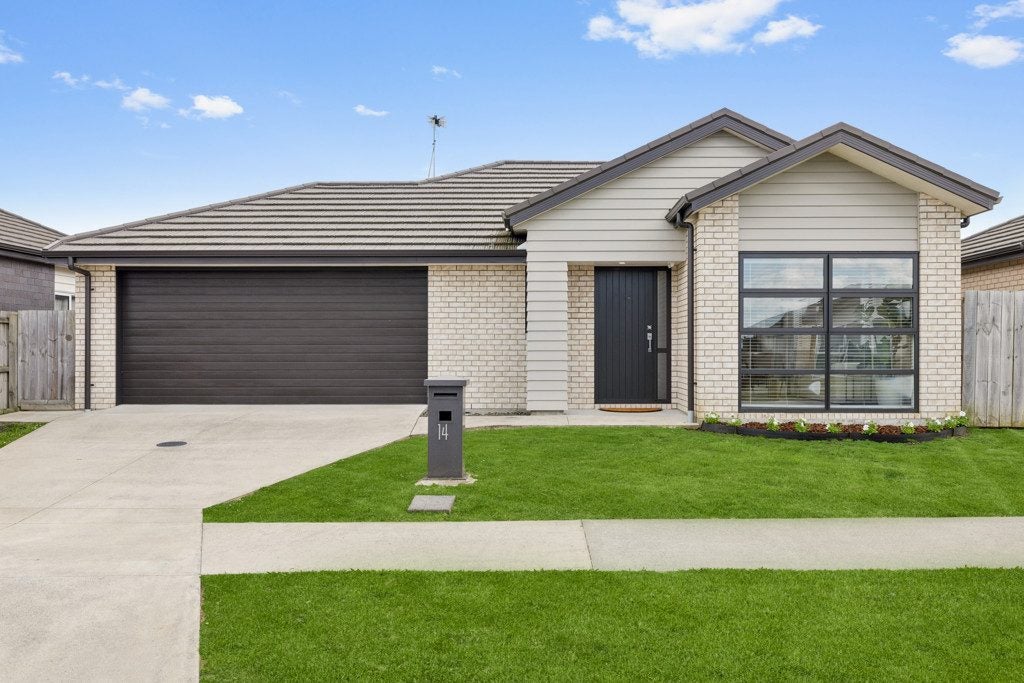 14 Tawhiti Road, Pukekohe, Pukekohe - Carousel 1