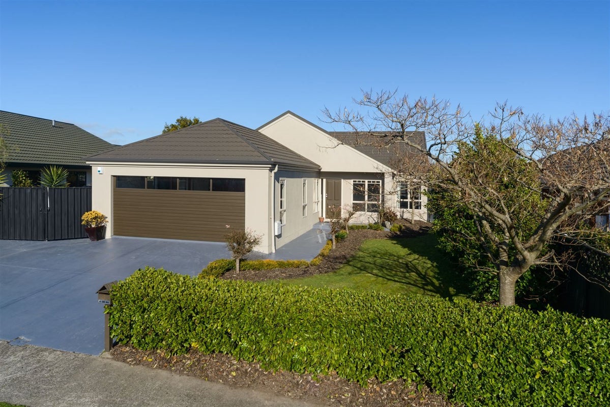 5 Montana Way, Milson, Palmerston North - Carousel 1