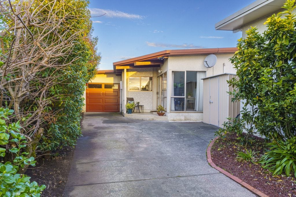 19 Skerrett Crescent, Tamatea, Napier - Carousel 2