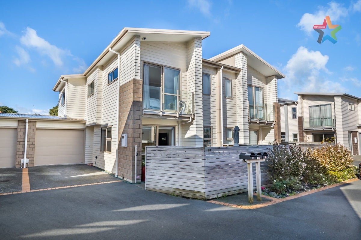 23 Latimer Way, Petone, Lower Hutt - Carousel 1
