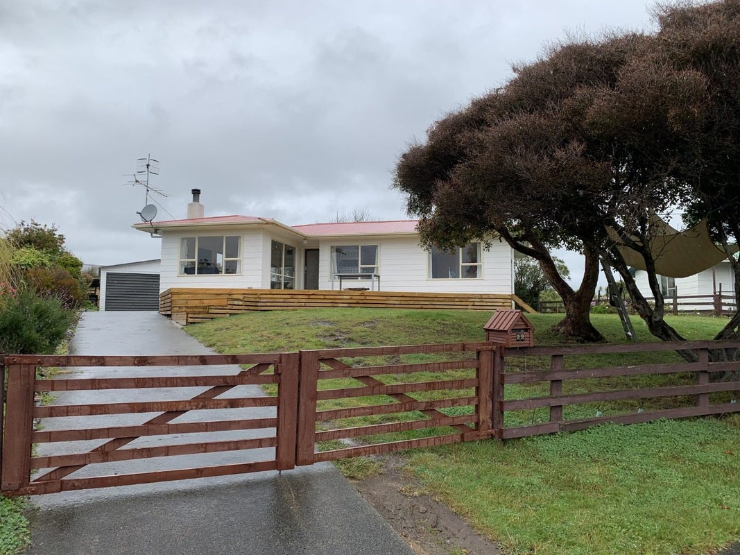22 Mountainview Terrace, Otaki Beach, Otaki - Carousel 1