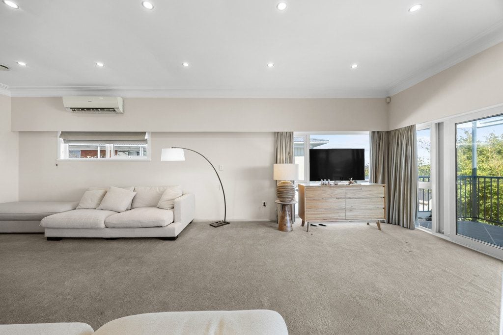 43 Grassways Avenue, Pakuranga, Auckland - Carousel 38