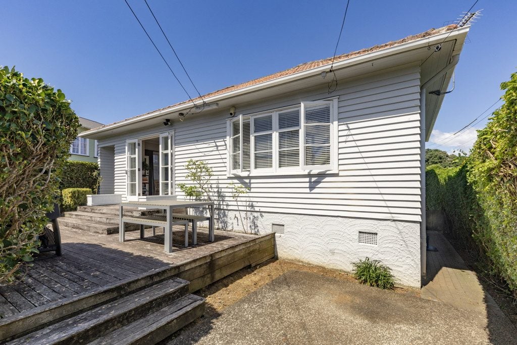 25 Athens Road, Onehunga, Auckland - Carousel 16