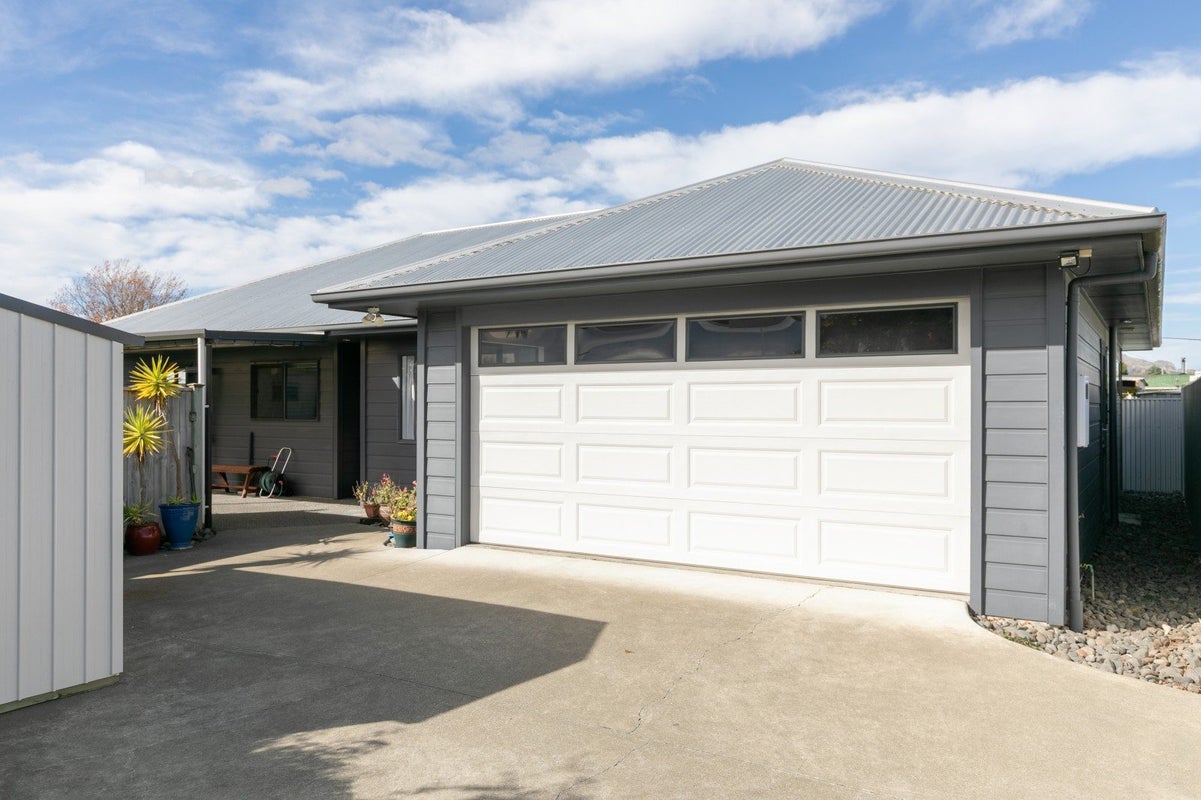 300A Park Road South, Akina, Hastings - Carousel 1