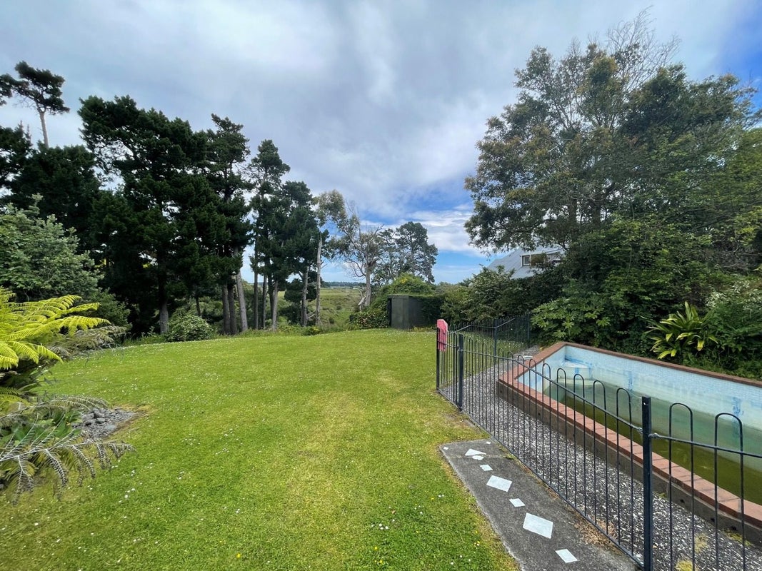 20 Hutchison Crescent, Durie Hill, Whanganui - Carousel 2