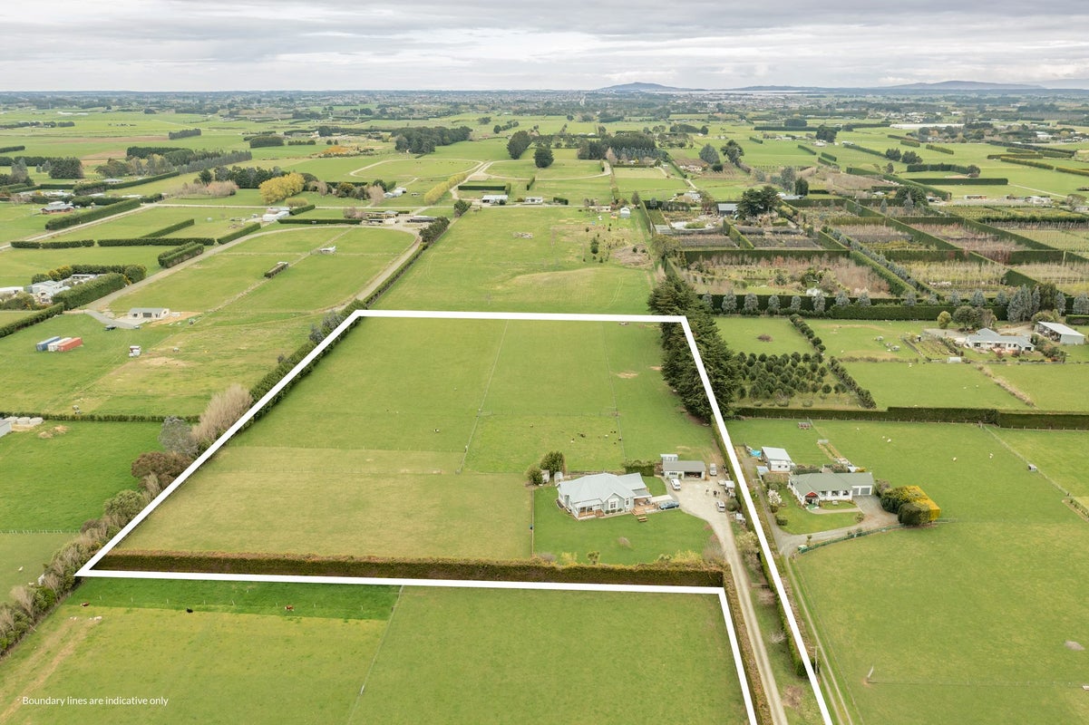 158 Flora Road East, Makarewa, Invercargill - Carousel 1