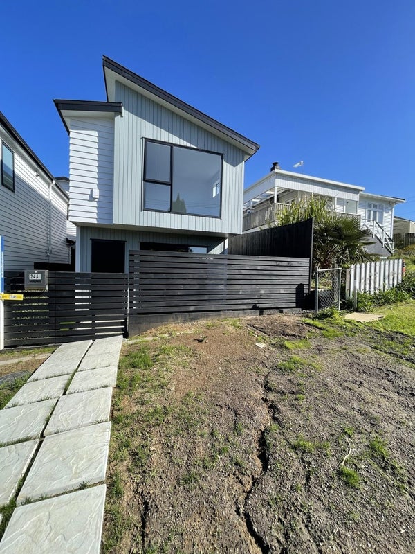 24A Lincoln Park Avenue, Massey, Auckland - Carousel 8