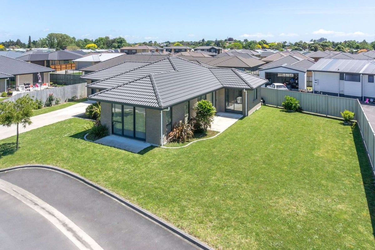 12 Astor Avenue, Dinsdale, Hamilton - Carousel 14