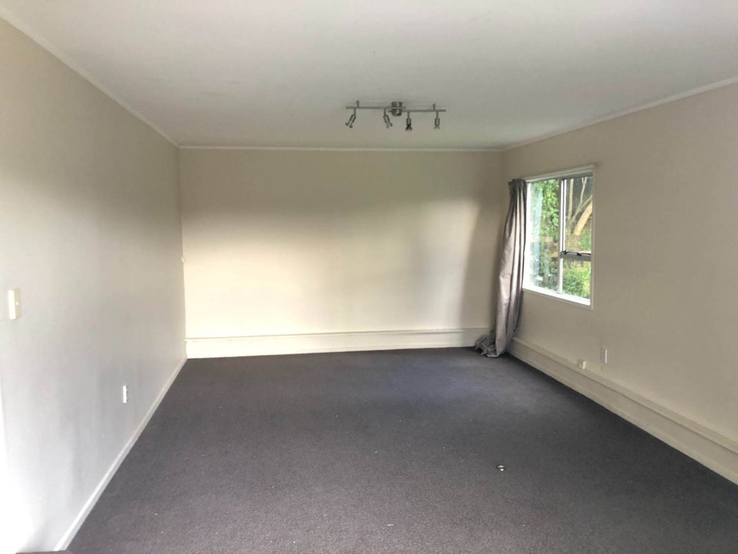 9 Robbies Road, Shelly Park, Auckland - Carousel 6