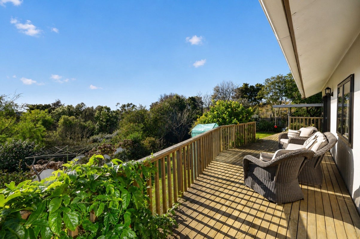 52B Amanda Avenue, Dinsdale, Hamilton - Carousel 1