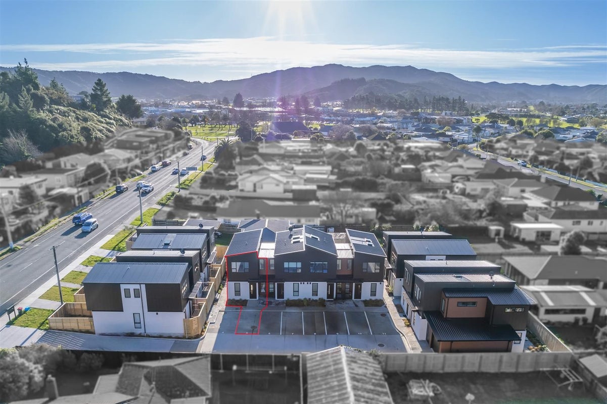 5/27 Main Road, Wainuiomata, Lower Hutt - Carousel 13