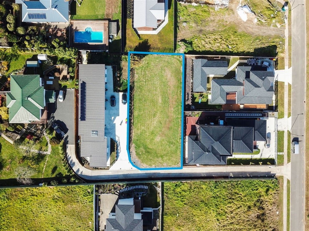 22 Roxborough Place, East Tamaki Heights, Auckland - Carousel 7