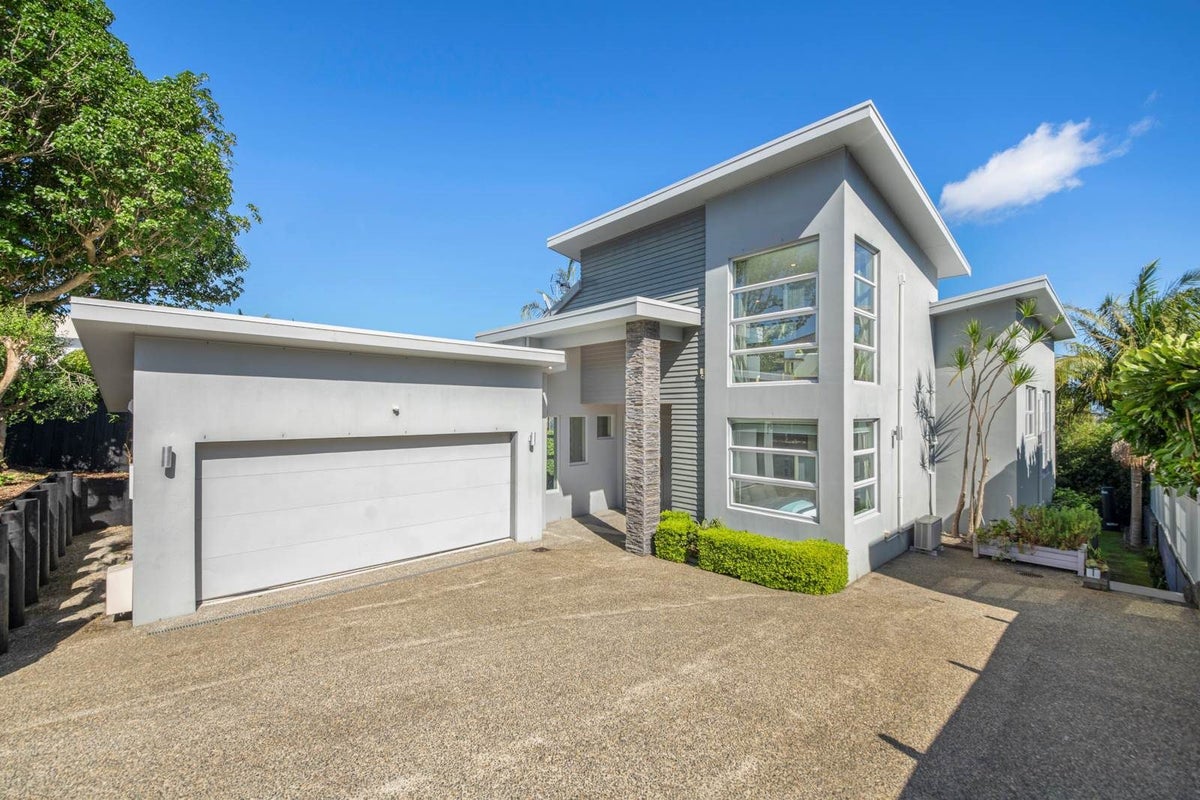 19B Kakariki Avenue, Mount Eden, Auckland - Carousel 1