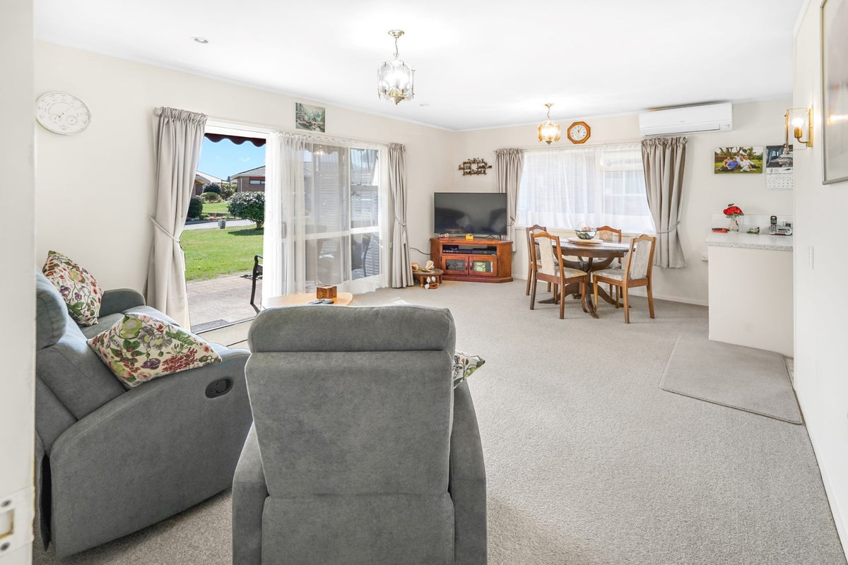 30/4 Admiral Crescent, Flagstaff, Hamilton - Carousel 2